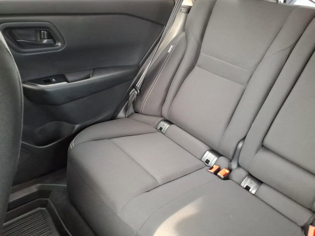 Used 2025 Nissan Rogue S FWD image 16