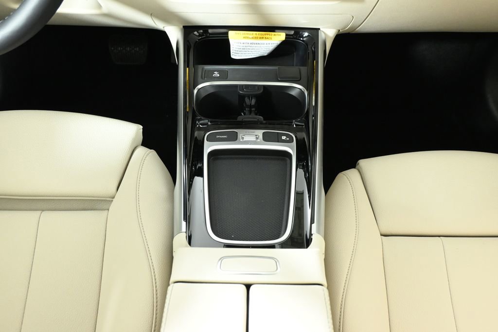 Certified 2025 Mercedes-Benz GLB 250 4MATIC image 20