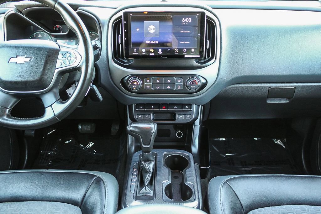 Used 2015 Chevrolet Colorado Z71 image 17