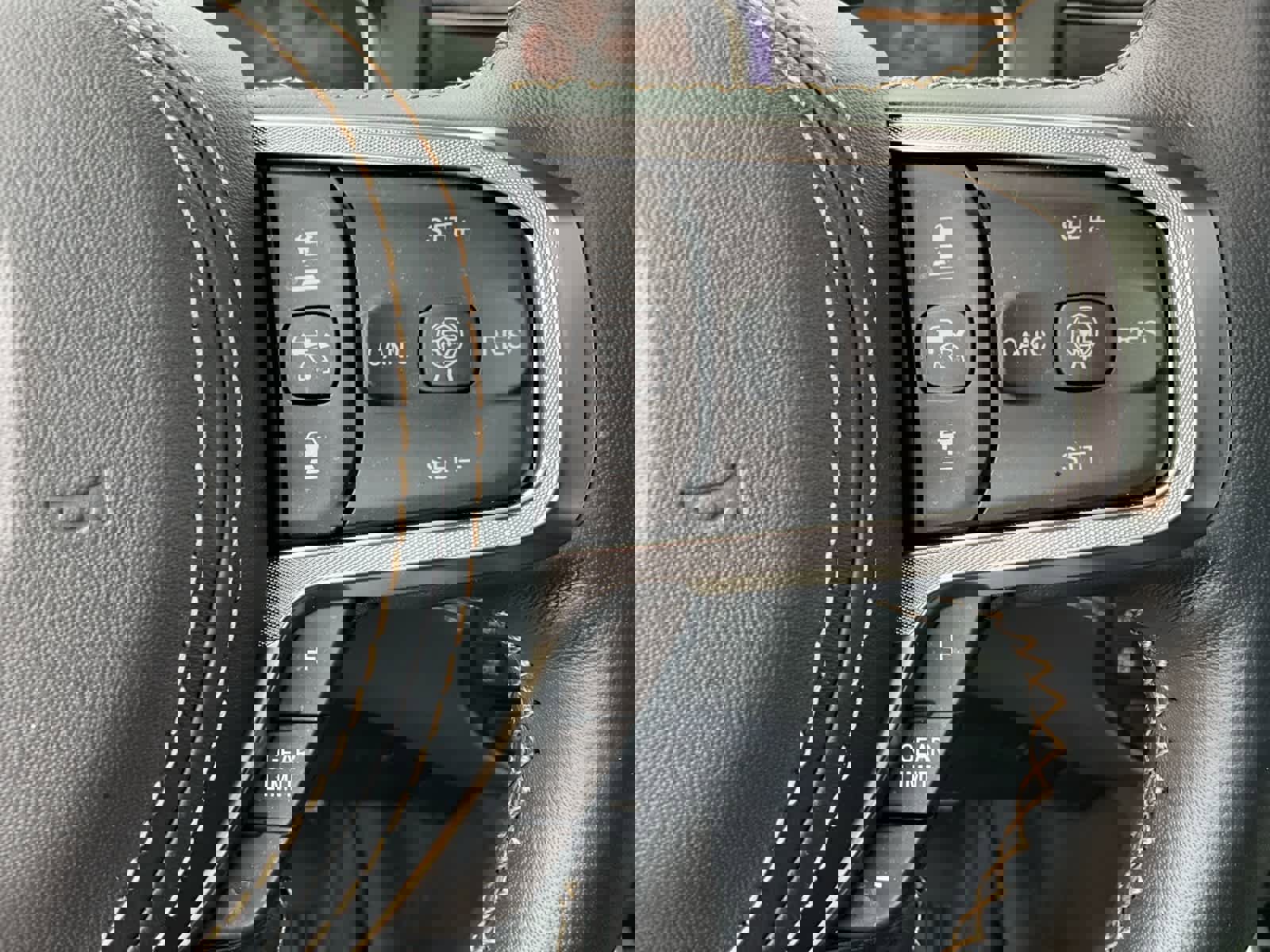 Used 2025 RAM 1500 Tungsten w/ Trailer Tow Group AWD/4WD image 27