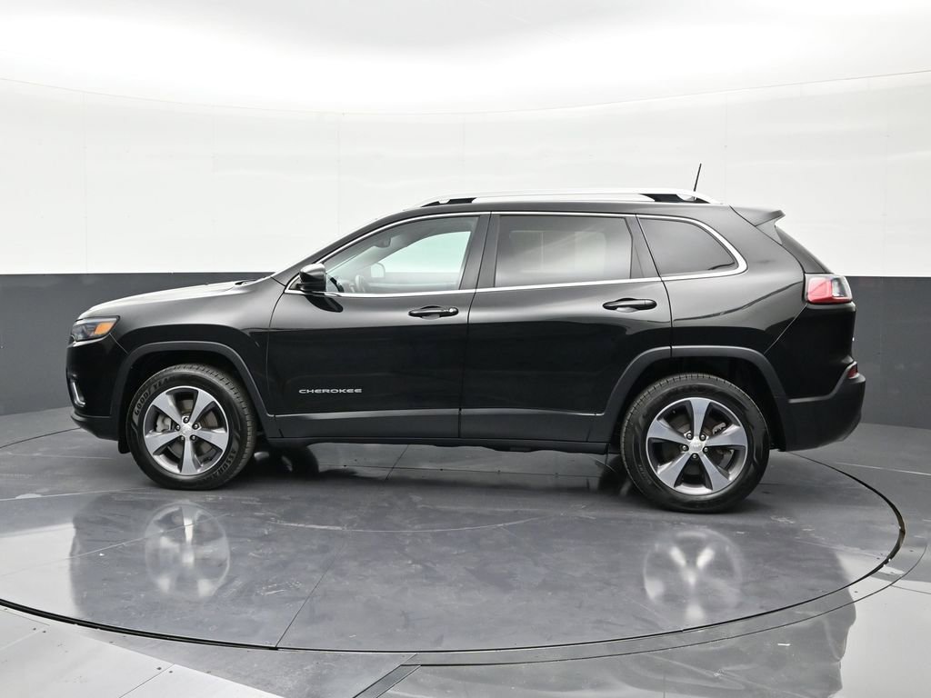 Used 2020 Jeep Cherokee Limited image 2
