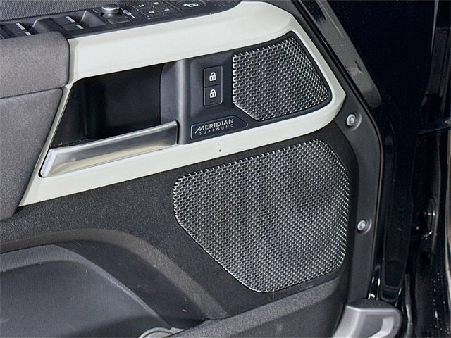 Certified 2022 Land Rover Defender 110 SE image 21
