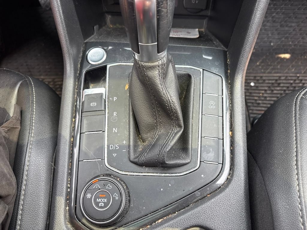 Used 2019 Volkswagen Tiguan SEL AWD/4WD image 26