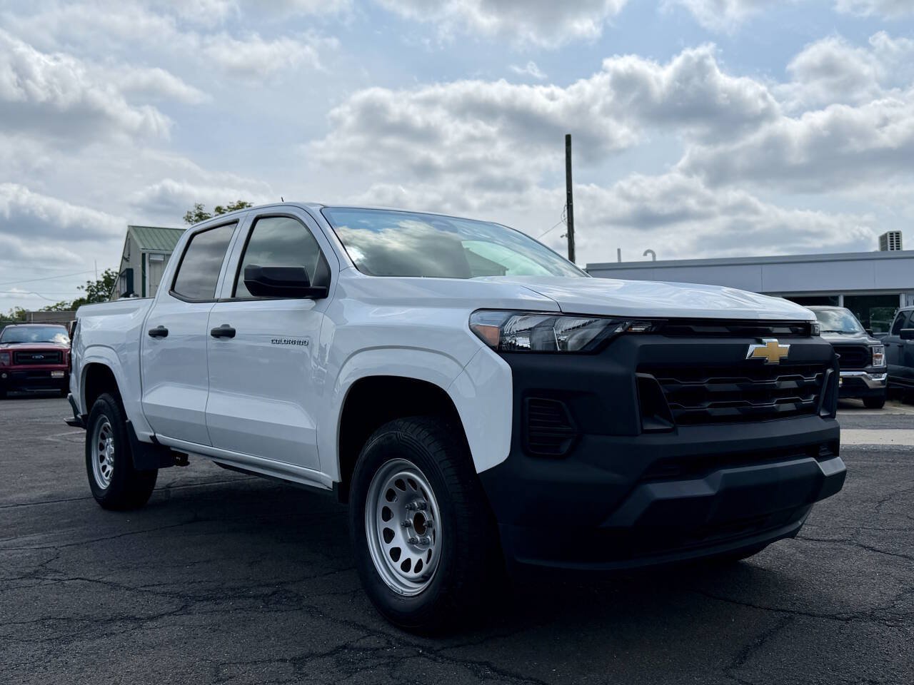 Used 2023 Chevrolet Colorado W/T RWD image 8