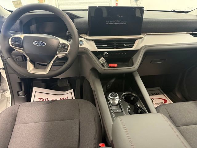 New 2026 Ford Explorer Active RWD image 16