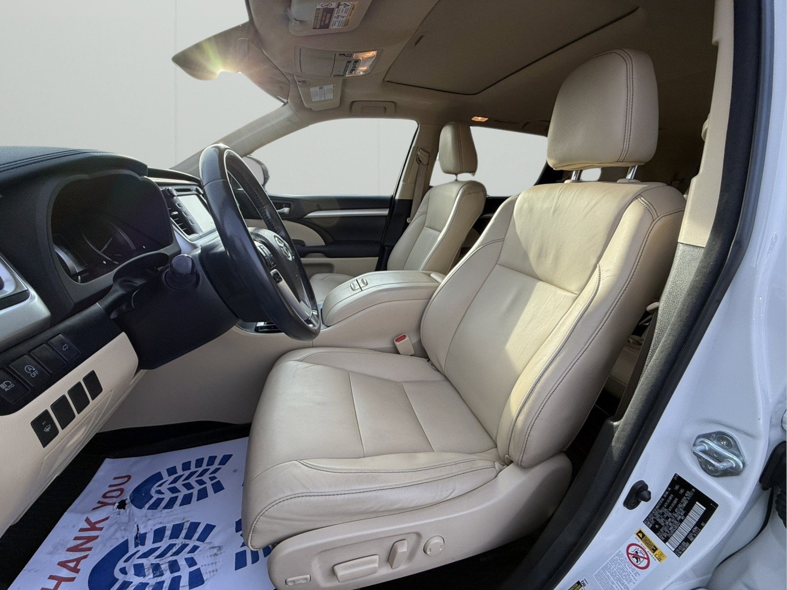 Used 2018 Toyota Highlander XLE image 4