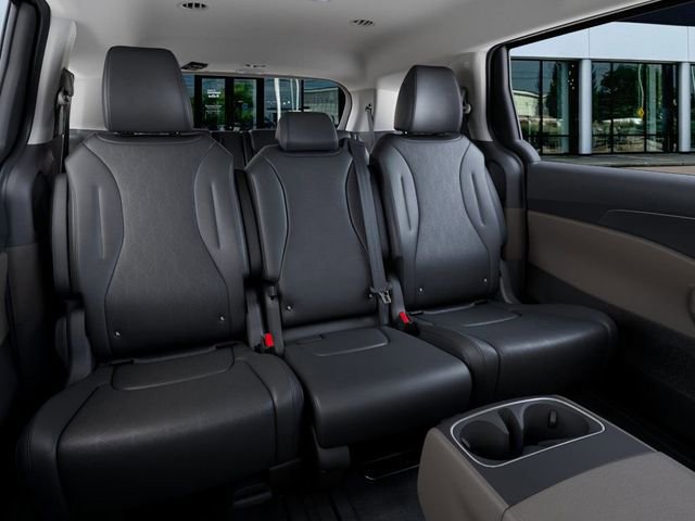 New 2026 Kia Carnival LXS image 16