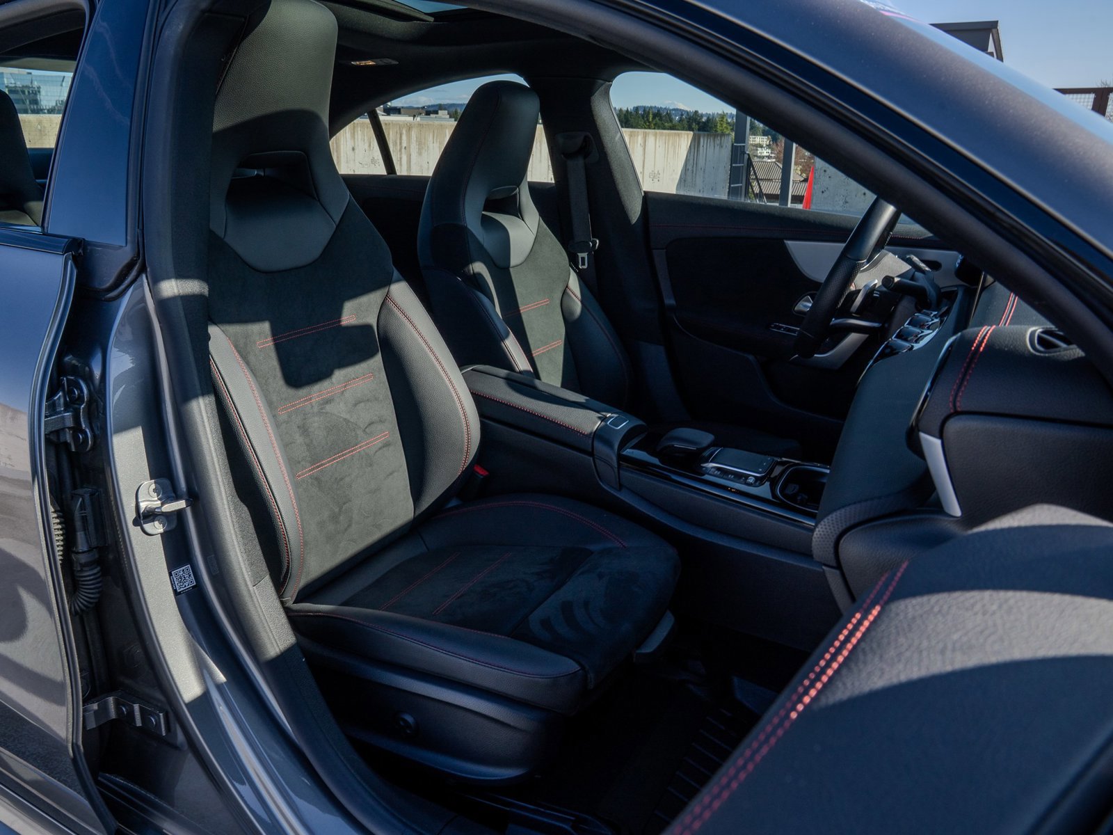 Certified 2023 Mercedes-Benz CLA 250 4MATIC image 28