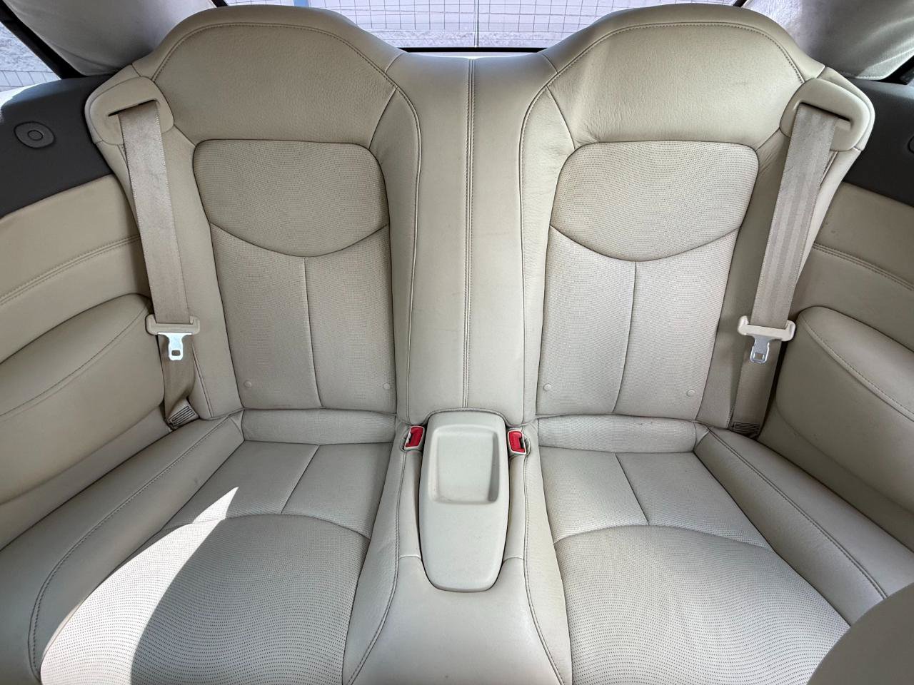 Used 2013 INFINITI G37 Convertible w/ Premium Pkg RWD image 15