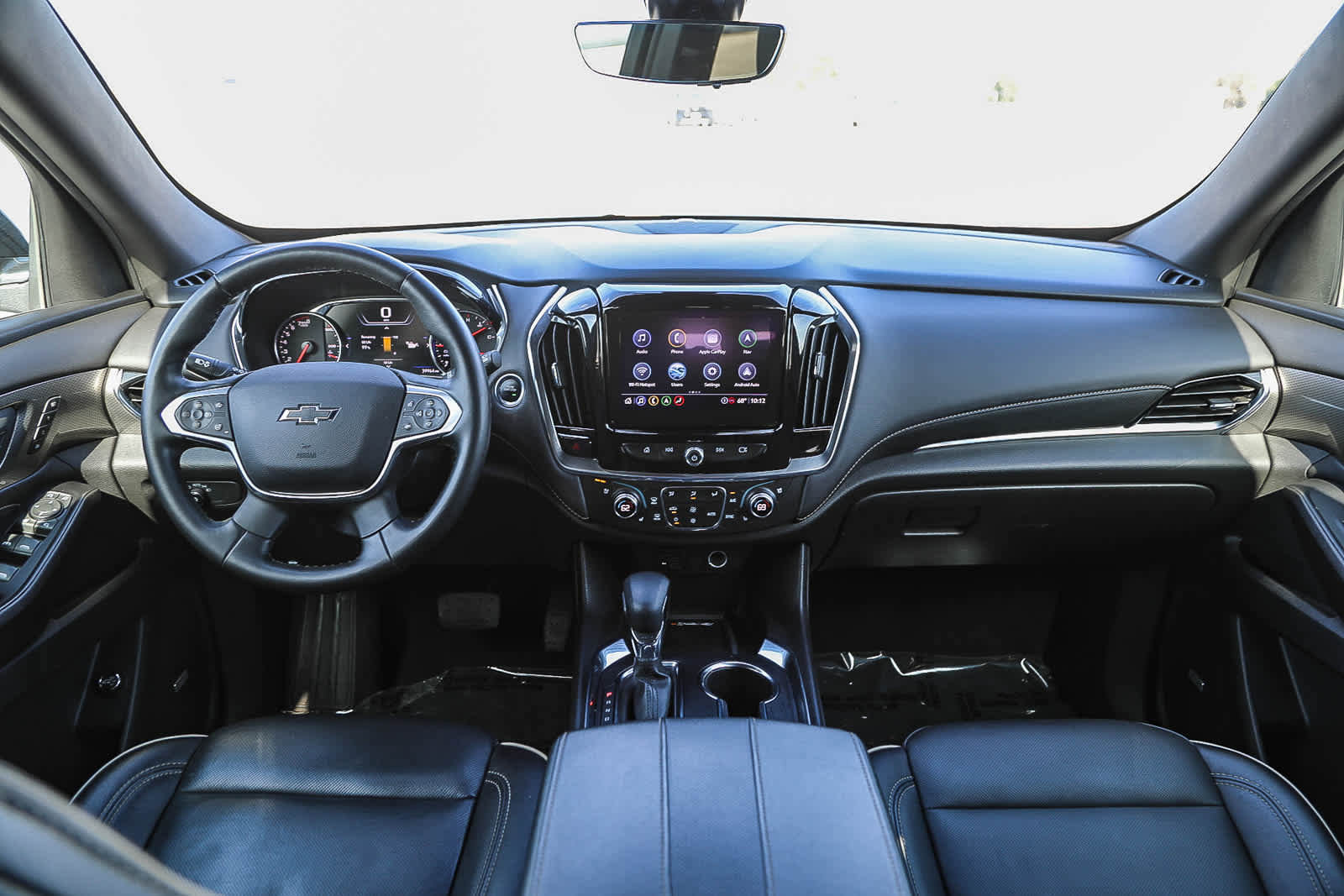 Used 2023 Chevrolet Traverse Premier w/ Redline Edition image 12