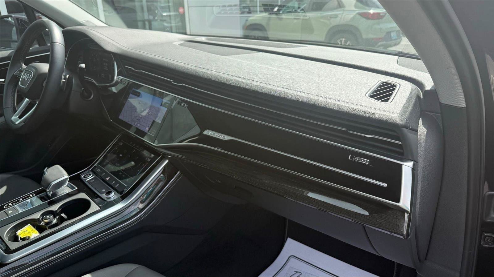 Used 2025 Audi Q7 3.0T Premium Plus AWD/4WD image 22