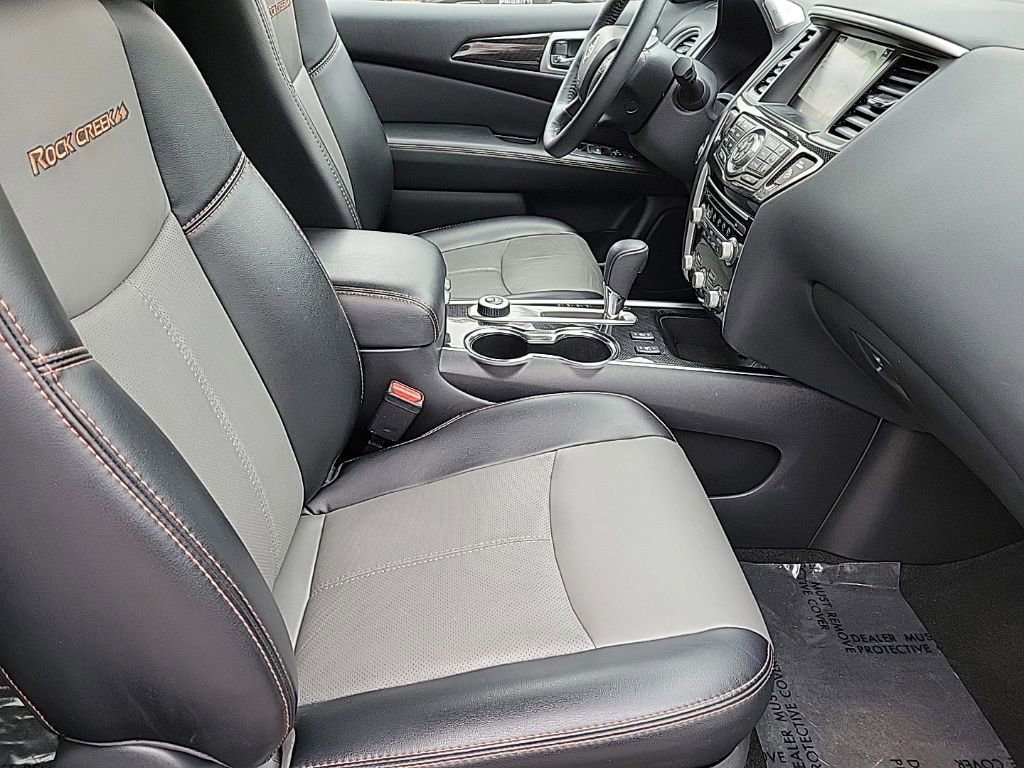 Used 2020 Nissan Pathfinder SL image 20