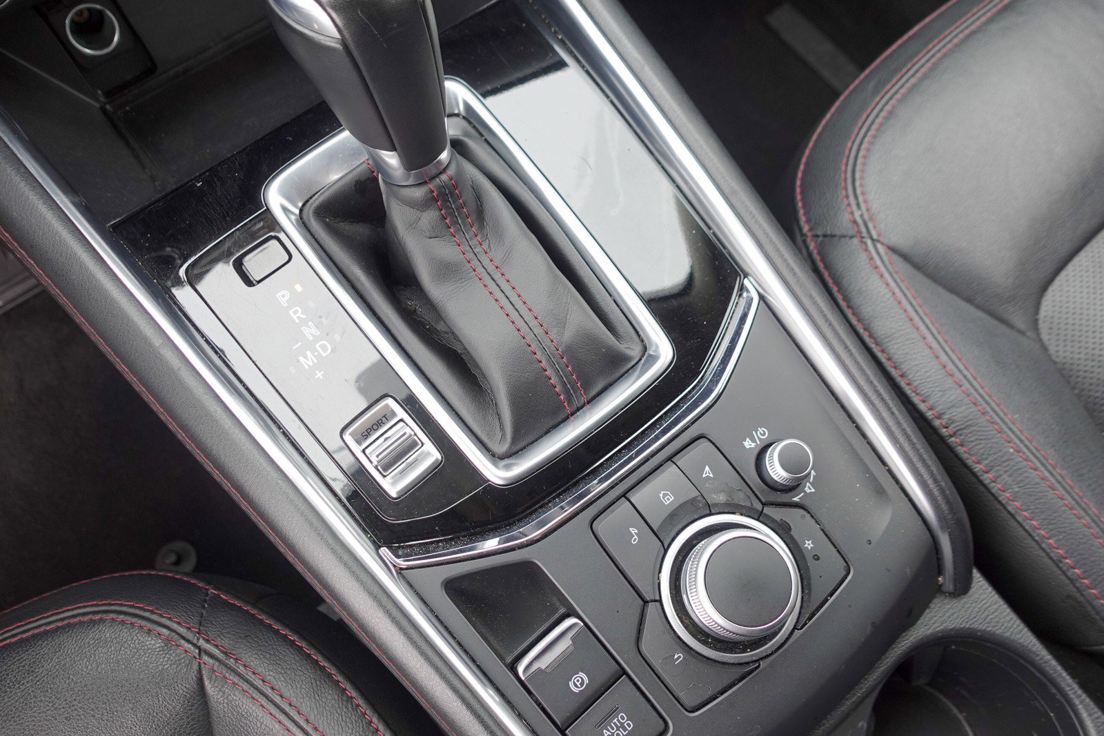 Certified 2024 MAZDA CX-5 Carbon Edition image 19