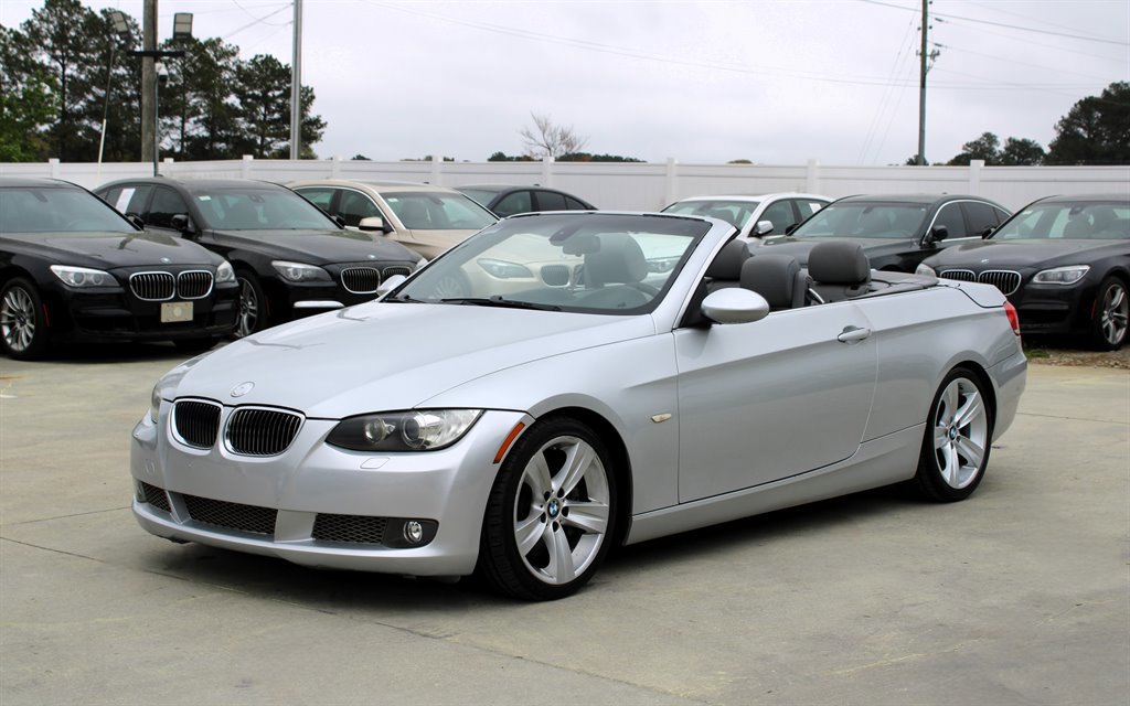 Used 2007 BMW 335i Convertible image 4