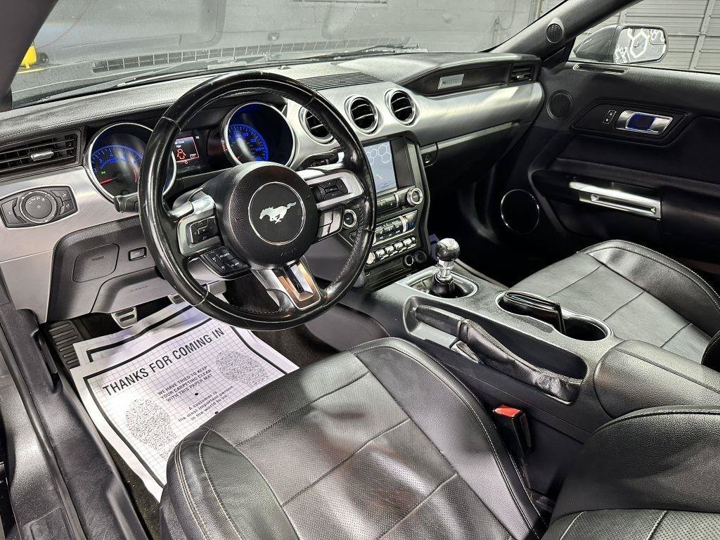 Used 2018 Ford Mustang Premium RWD image 27