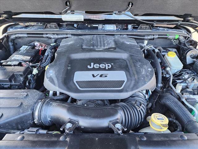 Used 2017 Jeep Wrangler Sahara AWD/4WD image 18