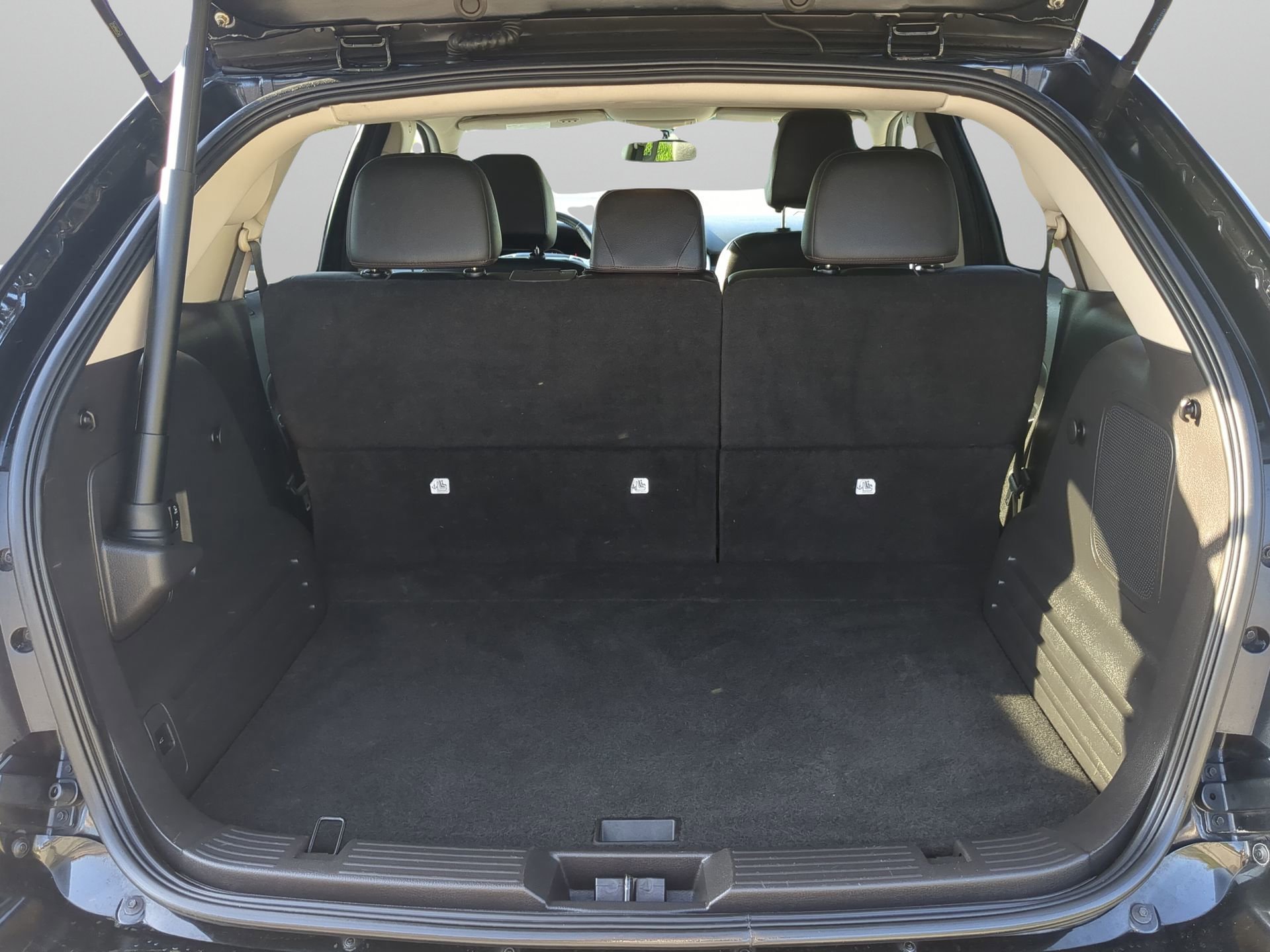 Used 2012 Ford Edge Limited w/ Driver Entry Pkg FWD image 39