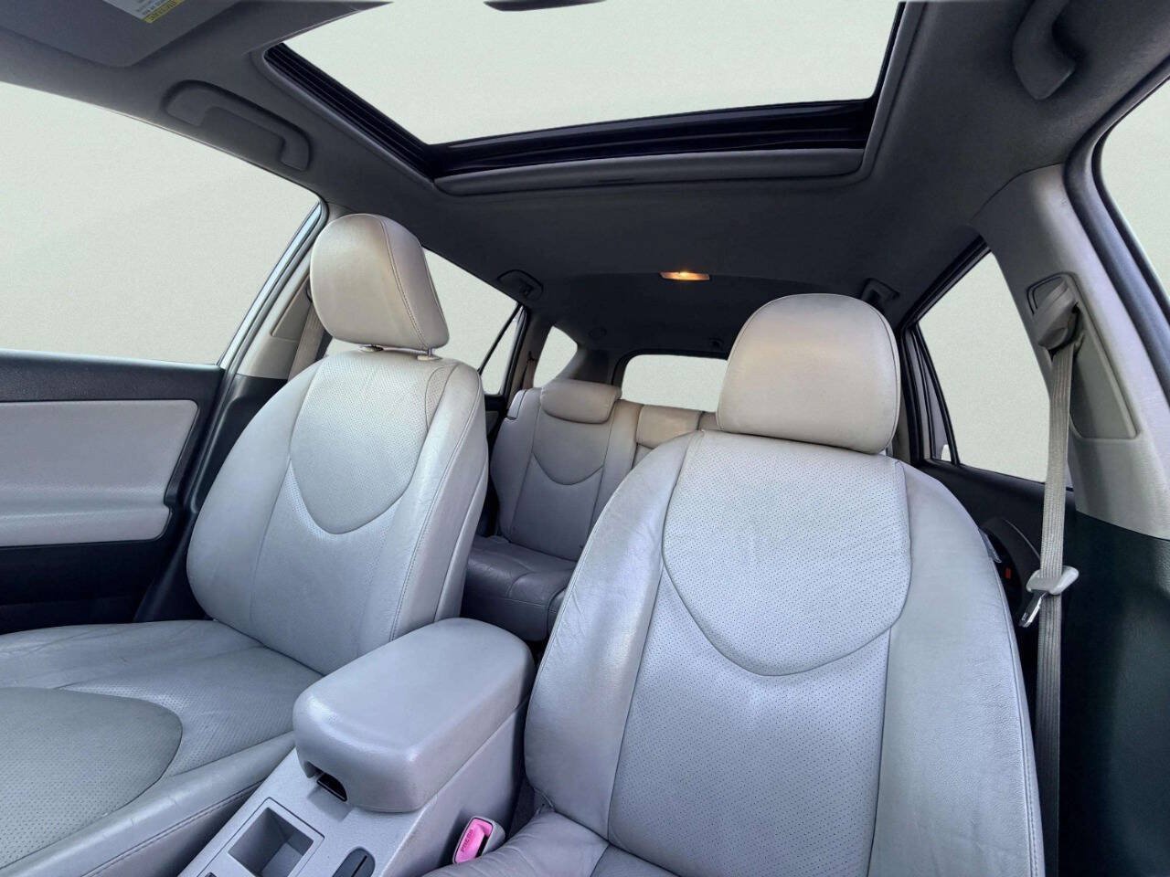 Used 2010 Toyota RAV4 Limited w/ Limited Extra Value Pkg AWD/4WD image 20