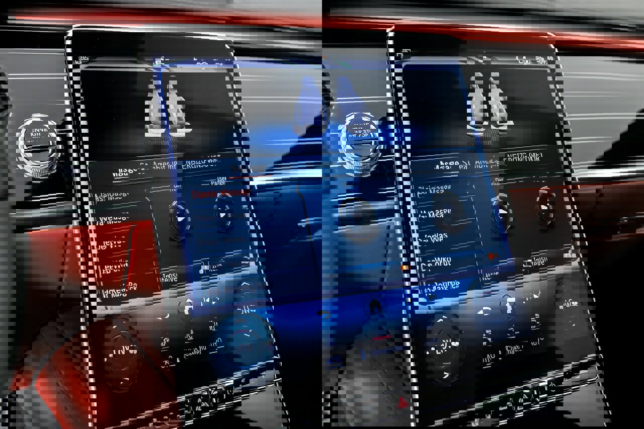 Used 2024 Mercedes-Benz S 63 AMG S image 36