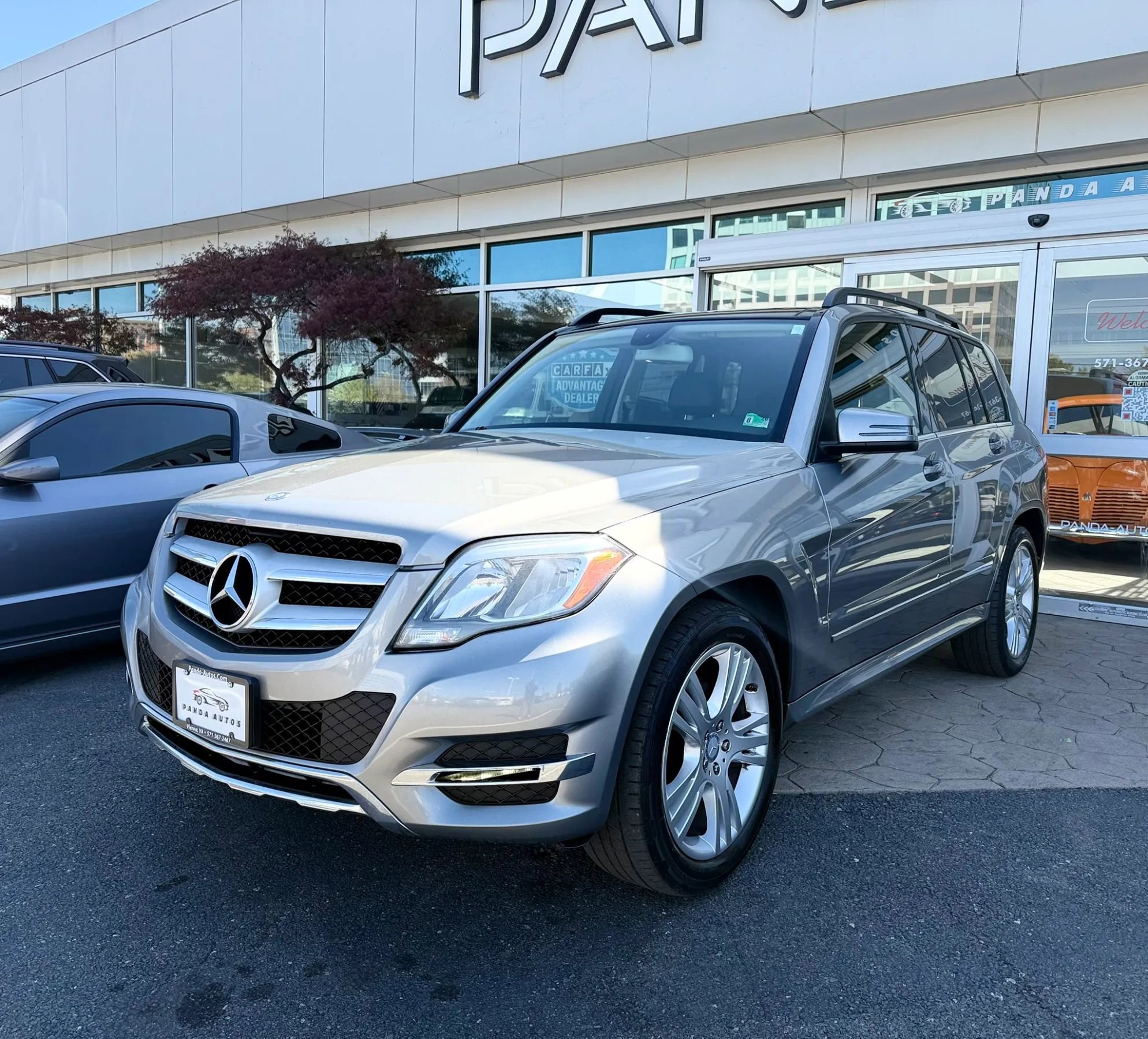 Used 2014 Mercedes-Benz GLK 350 4MATIC image 3