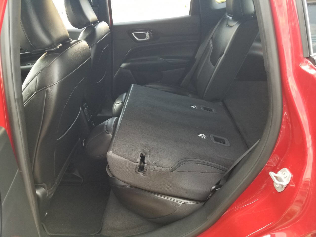 Certified 2023 Jeep Compass Limited image 15