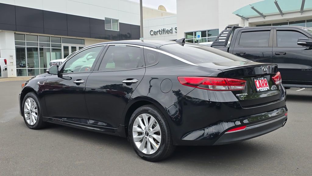 Used 2018 Kia Optima S w/ Panoramic Sunroof Package FWD image 5