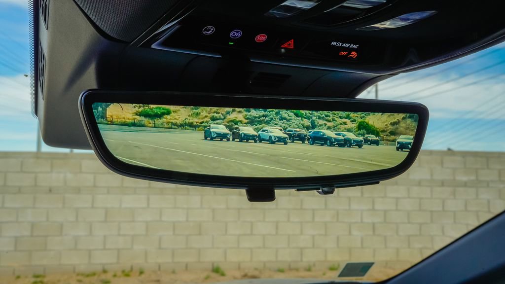 New 2026 Cadillac Optiq Sport 1 w/ LPO, Floor Liner Package image 22