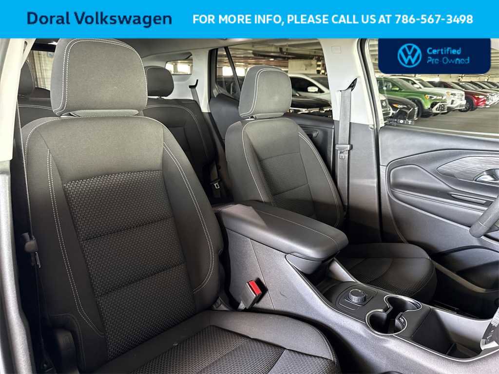 Used 2023 GMC Terrain SLE image 27