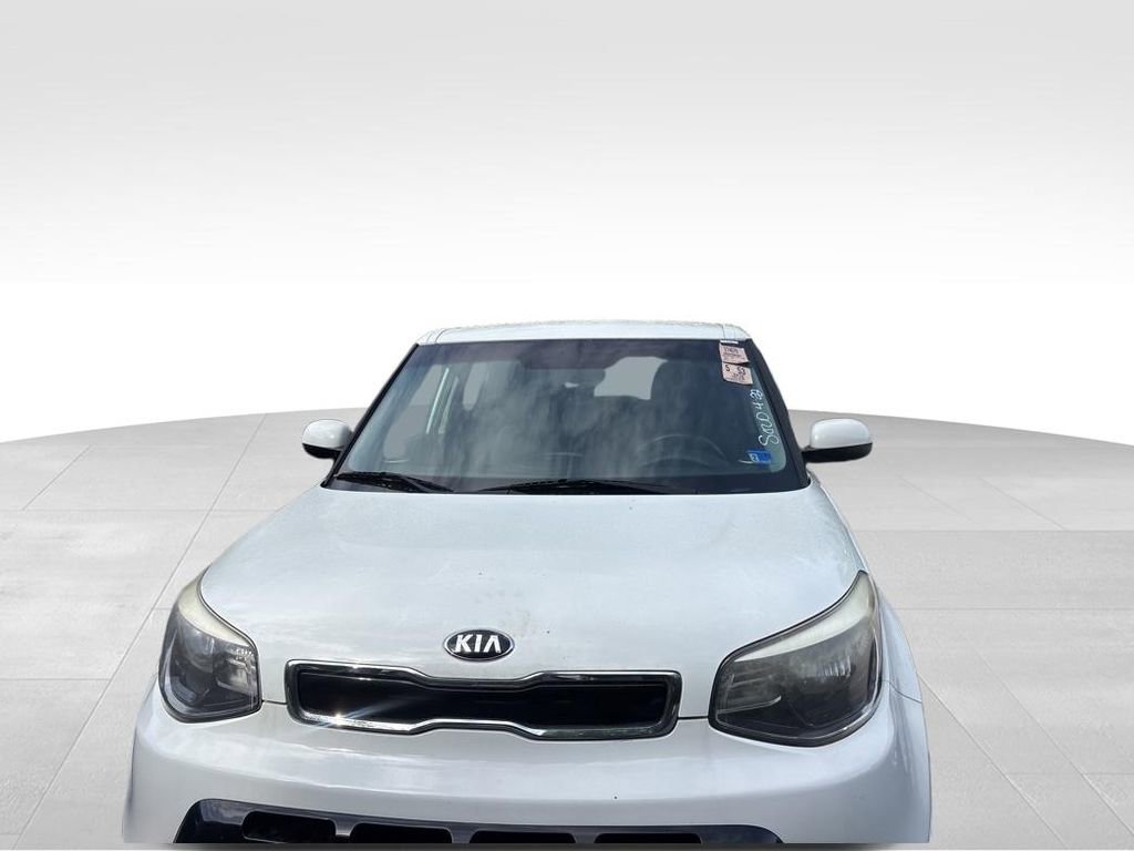 Used 2016 Kia Soul + FWD image 2