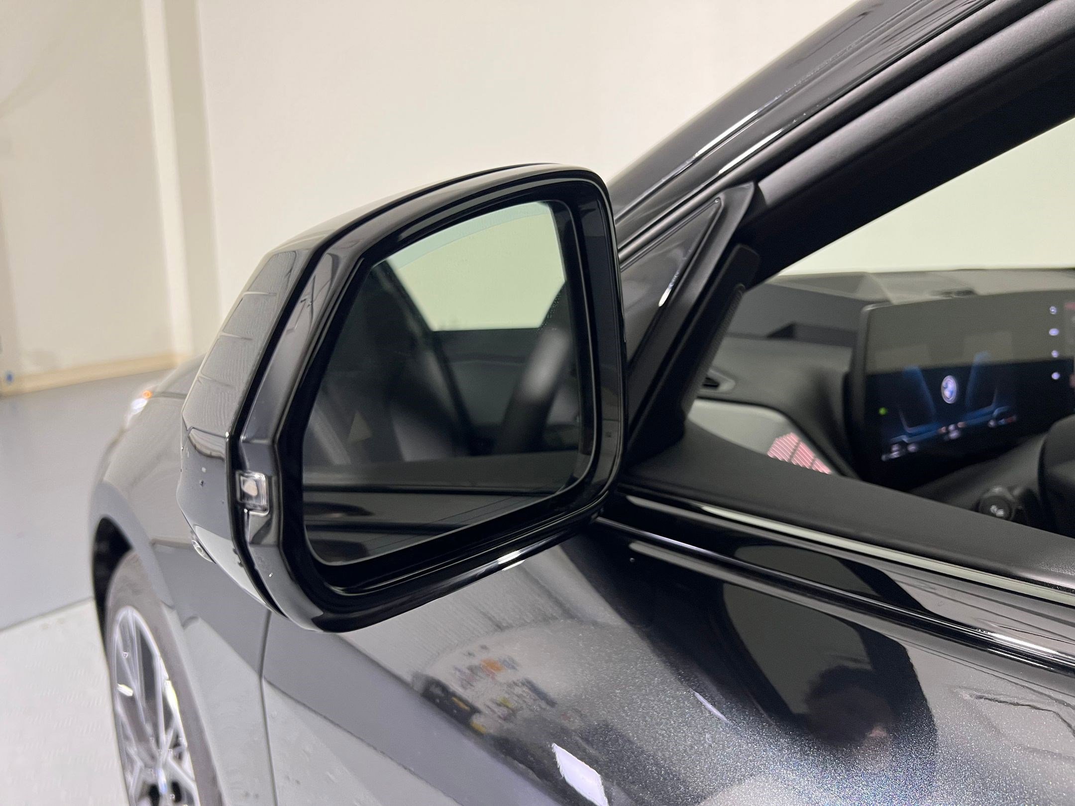 Used 2026 BMW 228i xDrive w/ Technology Package image 21