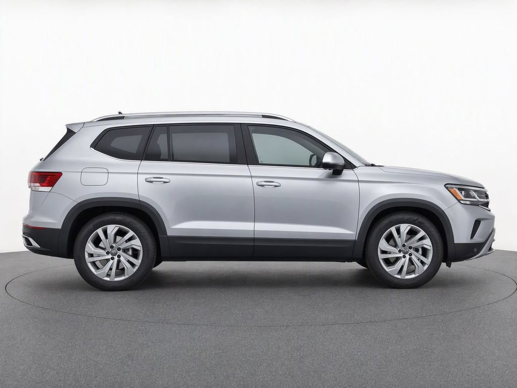 Certified 2023 Volkswagen Atlas SE AWD/4WD image 6