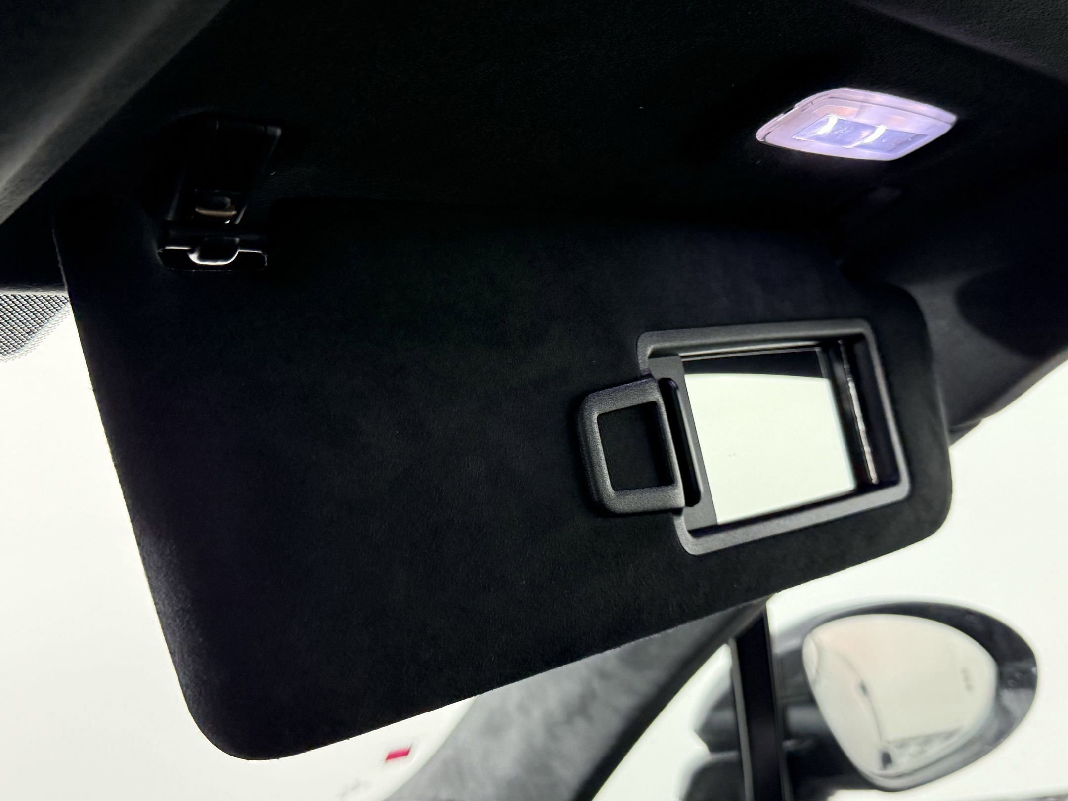 New 2025 Porsche Macan Turbo Electric image 31