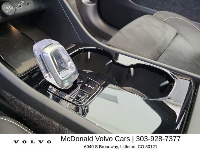 New 2026 Volvo EX40 Ultra AWD/4WD image 24