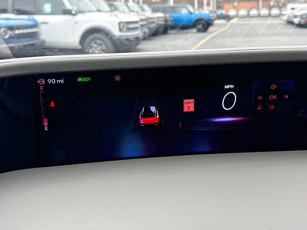 Used 2025 Lincoln Nautilus Reserve image 36