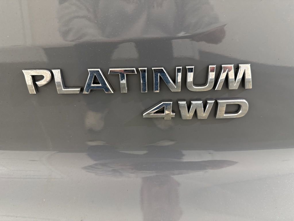 Used 2023 Nissan Pathfinder Platinum image 25