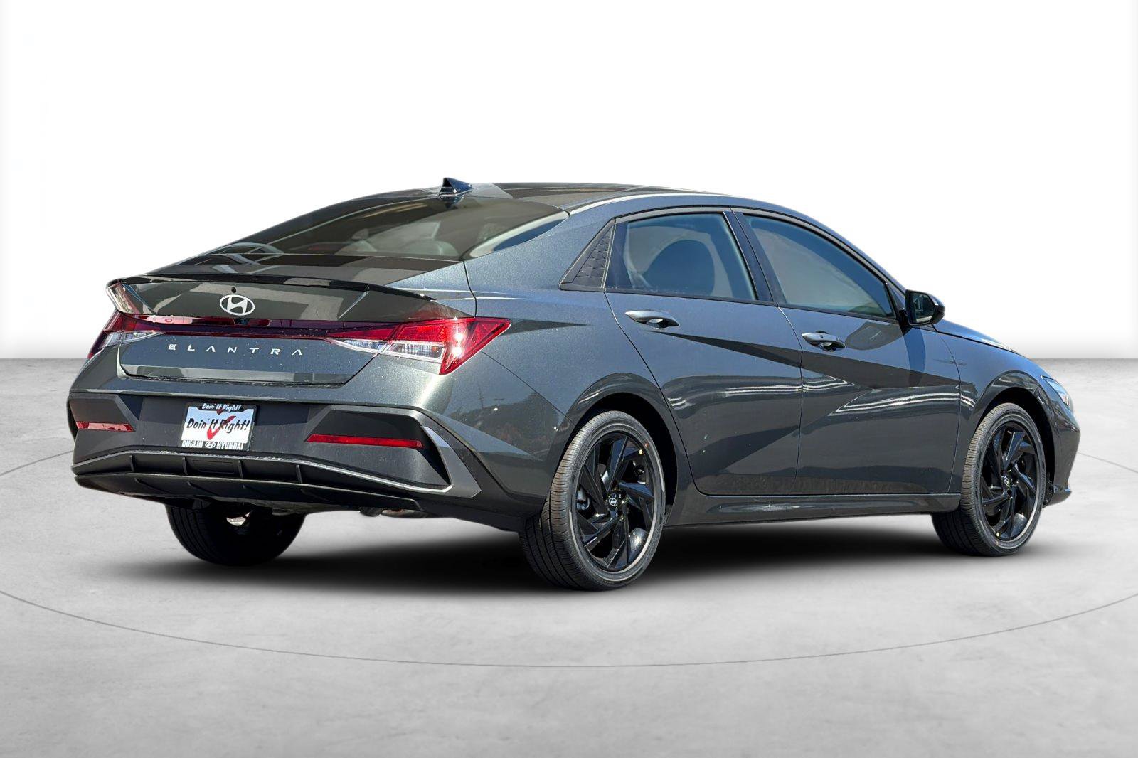 New 2026 Hyundai Elantra SEL Sport FWD image 6