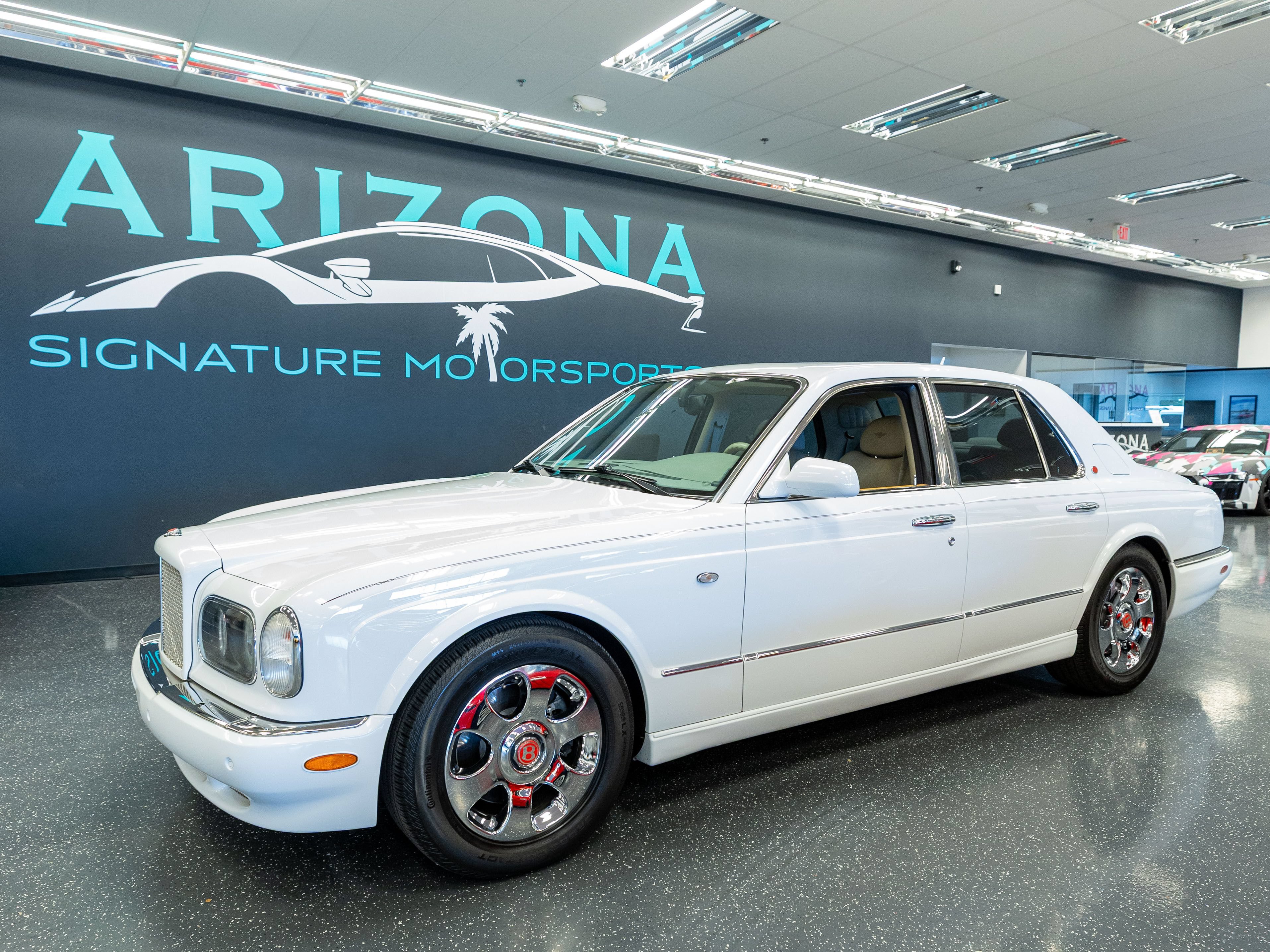 Used 2001 Bentley Arnage Red Label RWD image 1