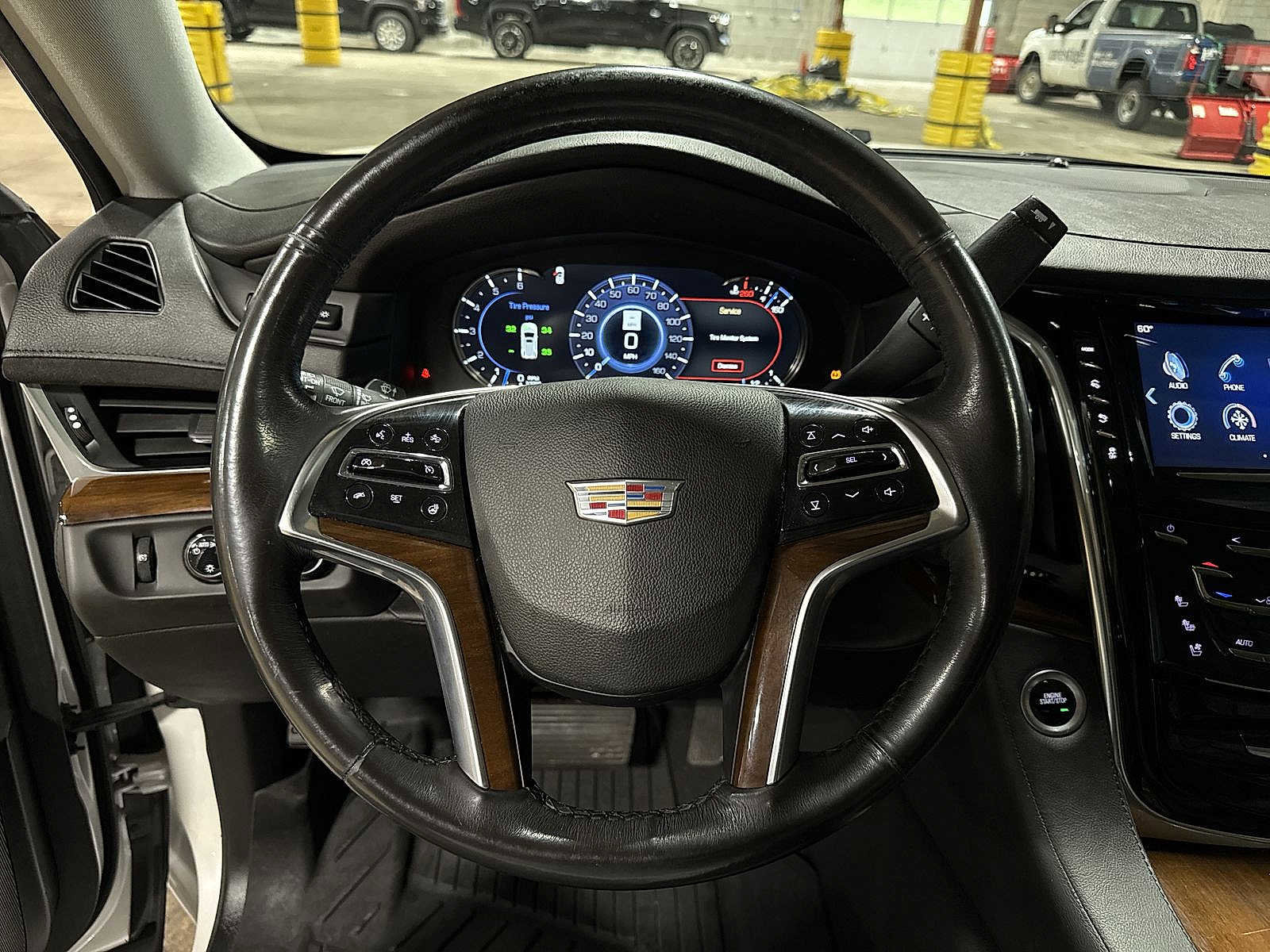 Used 2020 Cadillac Escalade ESV Luxury image 19