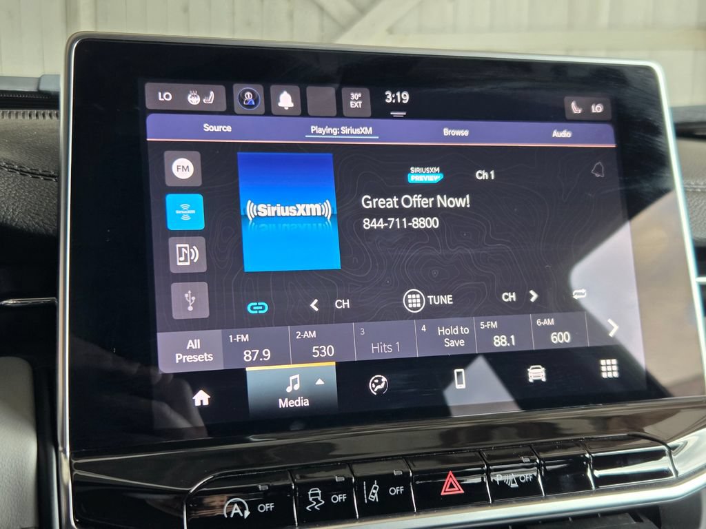 Certified 2023 Jeep Compass Limited AWD/4WD image 3