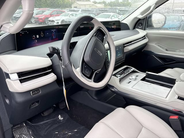 New 2026 Lincoln Navigator L Premier AWD/4WD image 25
