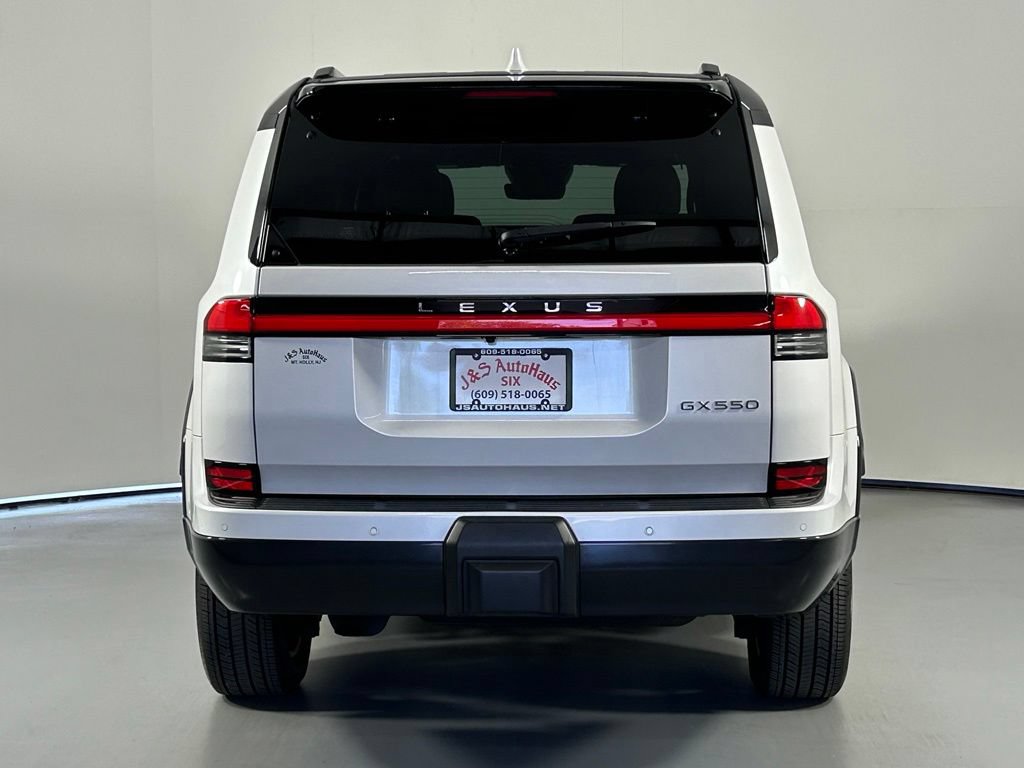 Used 2024 Lexus GX 550 w/ Accessory Package (Z1) AWD/4WD image 6