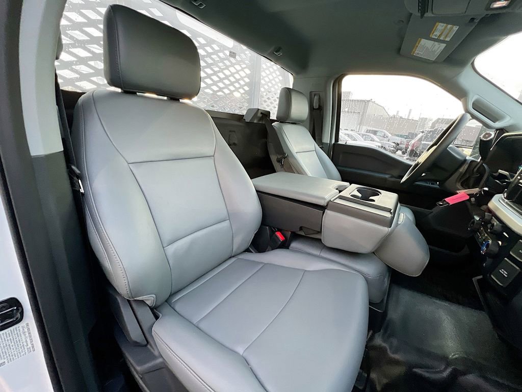 New 2025 Ford F550 4x4 Regular Cab Super Duty image 14