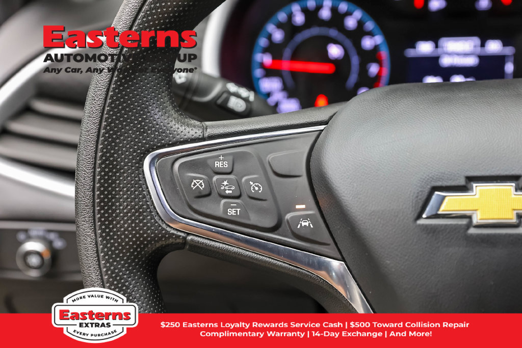 Used 2023 Chevrolet Malibu LT FWD image 16