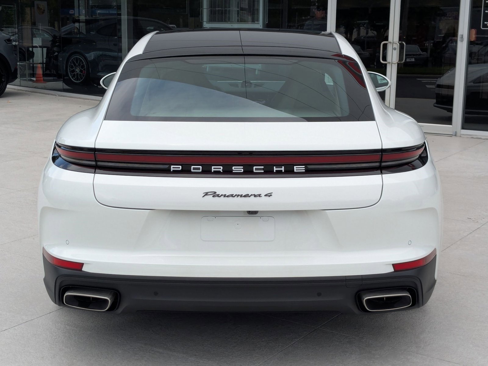 New 2025 Porsche Panamera 4 image 10
