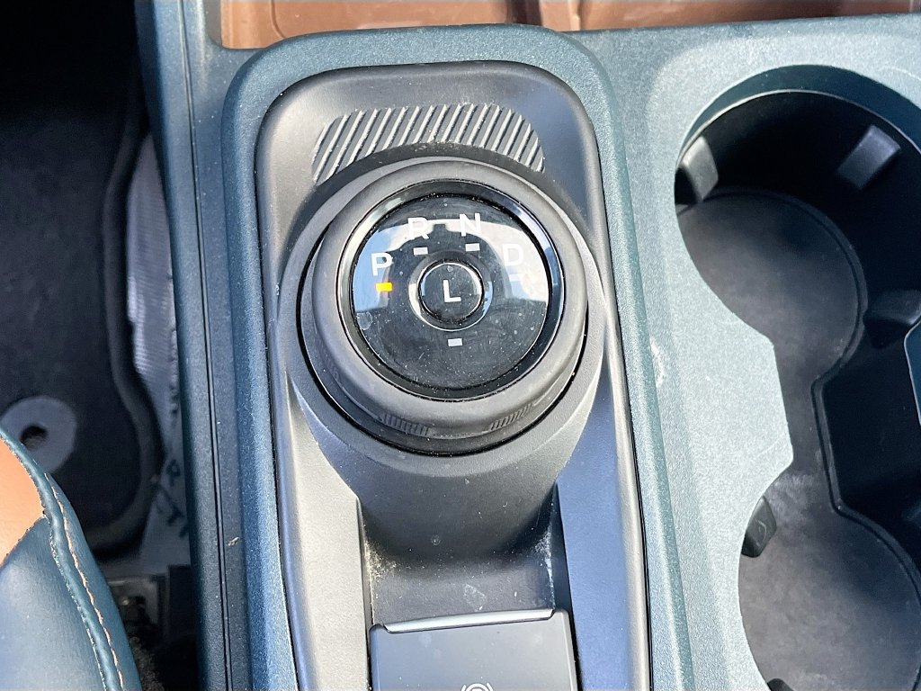Used 2022 Ford Maverick Lariat w/ Lariat Luxury Package FWD image 16