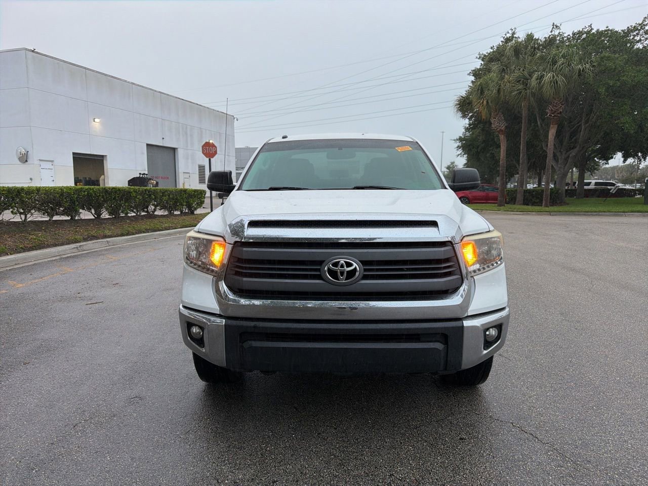 Used 2014 Toyota Tundra SR5 w/ SR5 Upgrade Package AWD/4WD image 8
