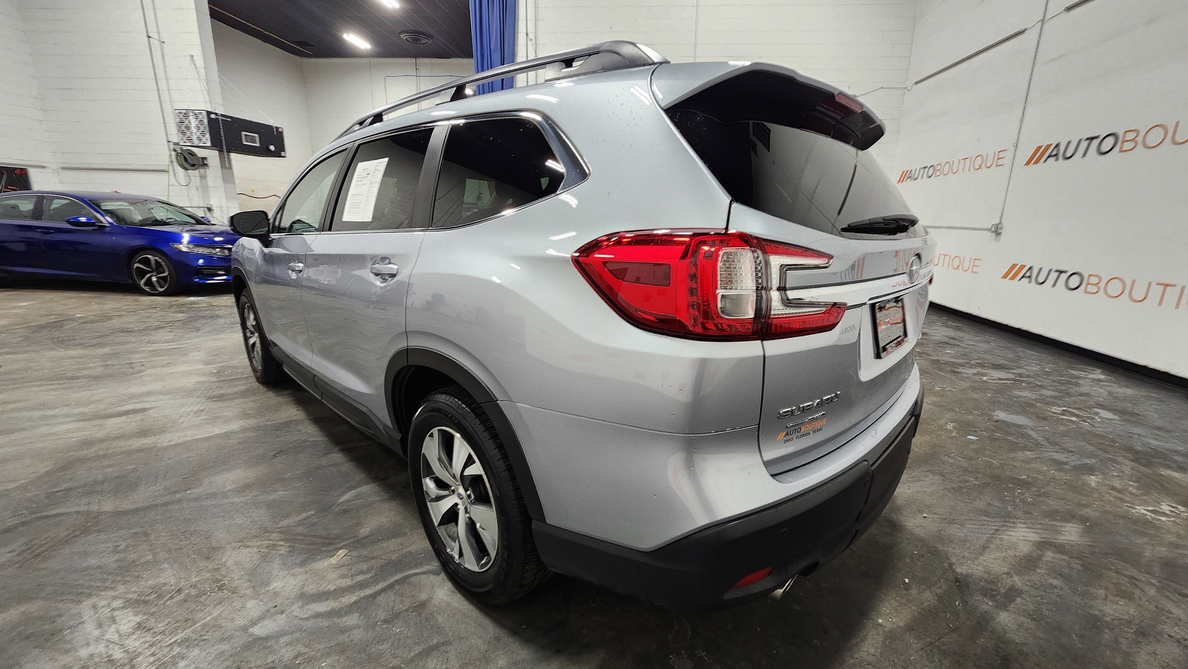 Used 2025 Subaru Ascent Premium image 13