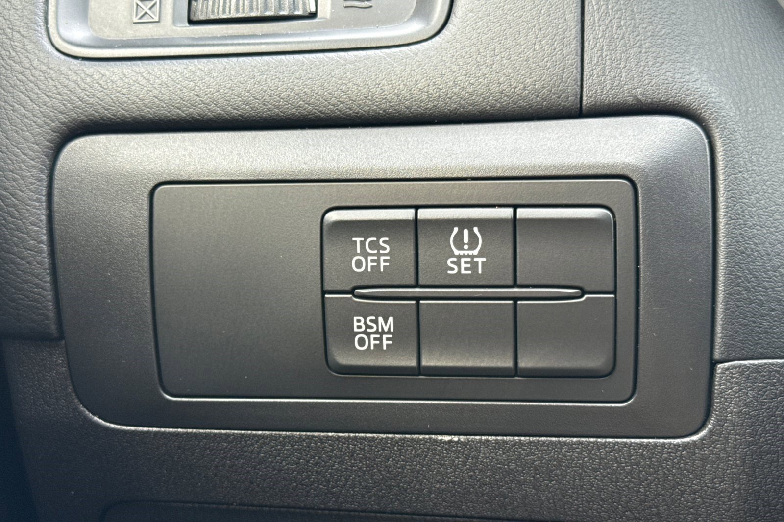 Used 2015 MAZDA CX-5 Touring image 34