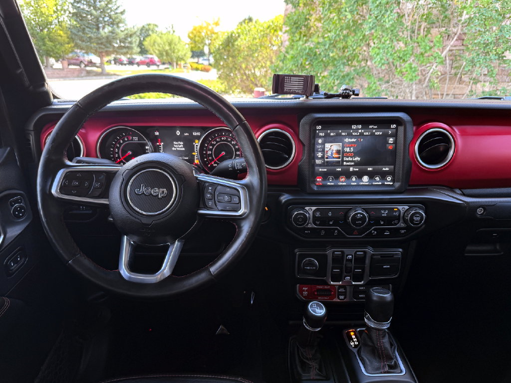Used 2020 Jeep Gladiator Rubicon AWD/4WD image 23