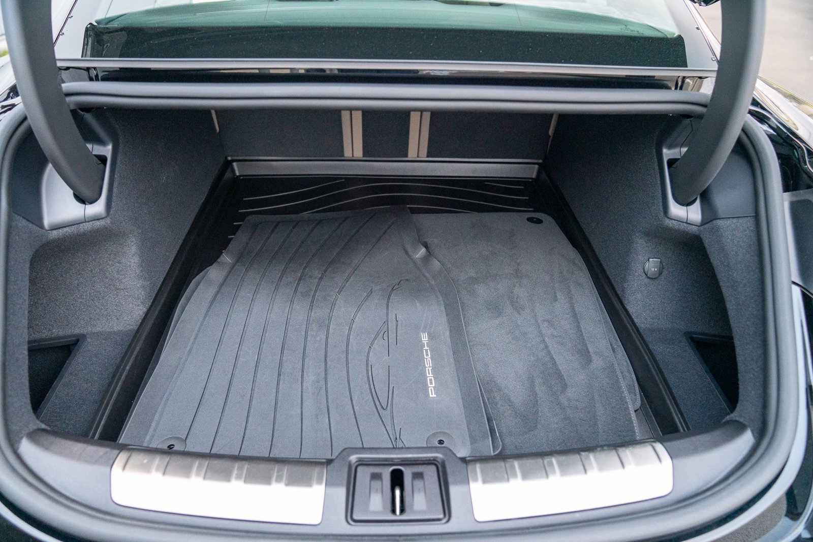 Certified 2025 Porsche Taycan image 26